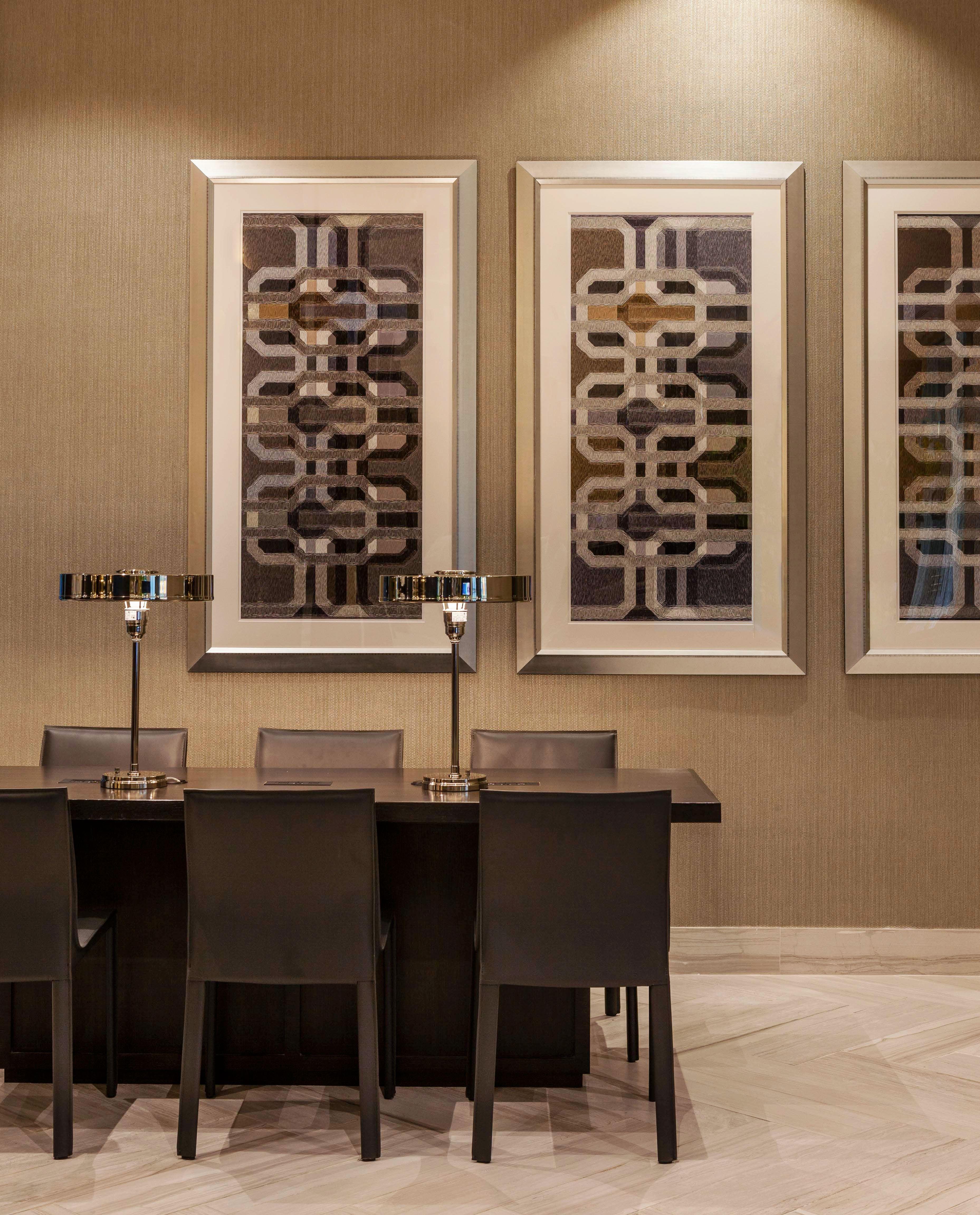 Sheraton Charlotte Hotel Экстерьер фото